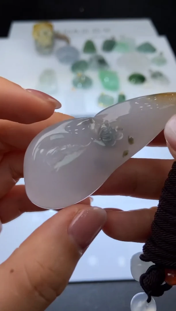 颈饰未镶嵌翡翠302900 多人