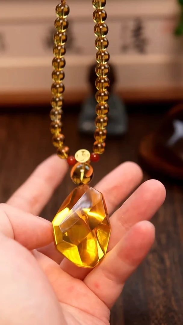 未镶嵌颈饰琥珀蓝珀钻切多样性发其一