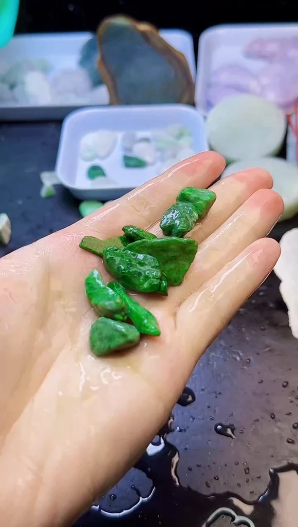 颈饰未镶嵌翡翠009天然A货翡翠