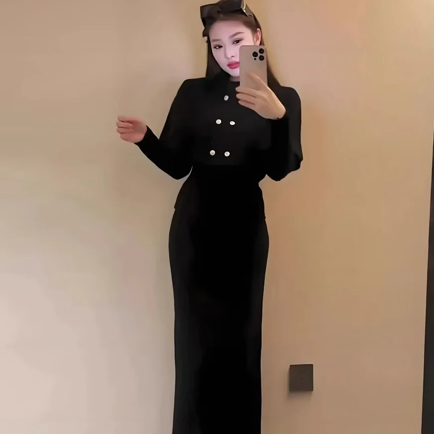 【新年战袍】独特设计感秋冬名媛女神范毛衣针织连衣裙气质斗篷套装