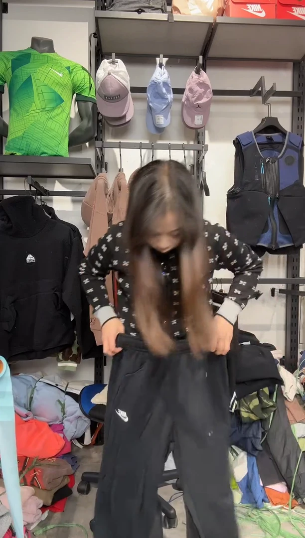 1490编码 瑕疵款直播间过款为准 尺码M