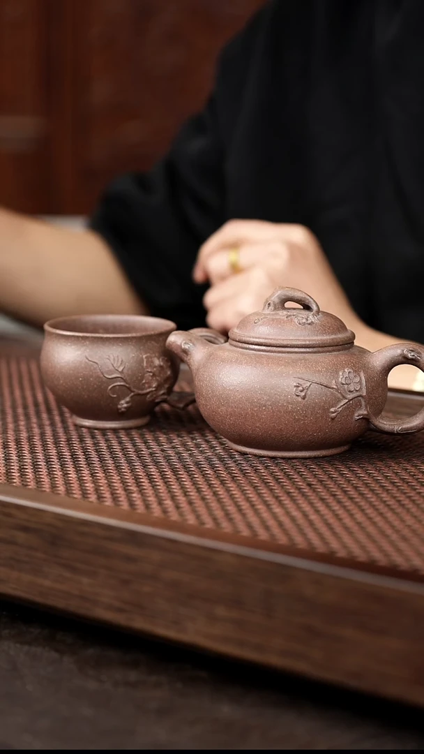 茶壶紫砂岩中泥咏梅+报春杯
