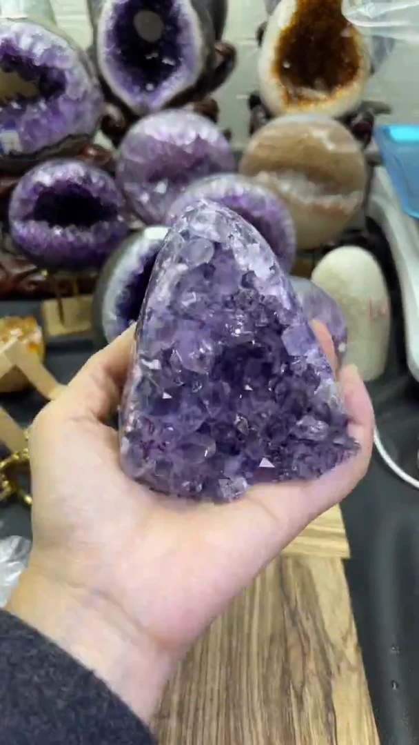 未镶嵌大型摆件（非配饰）紫晶646号摆件