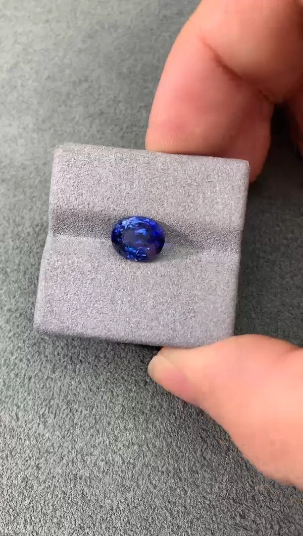 裸石蓝宝石无烧皇家蓝   3.07CT