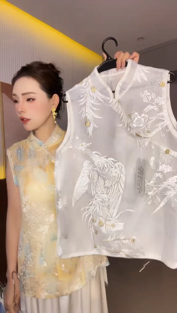 28277 白马甲 XL 115-125