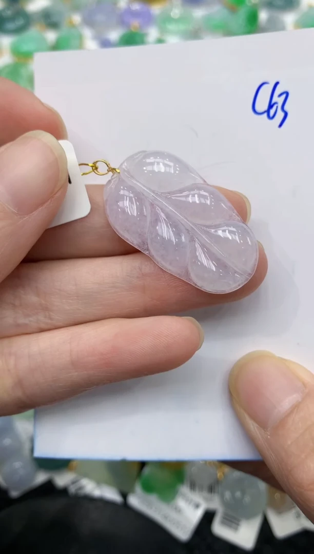 翡翠18K金镶嵌颈饰111111111