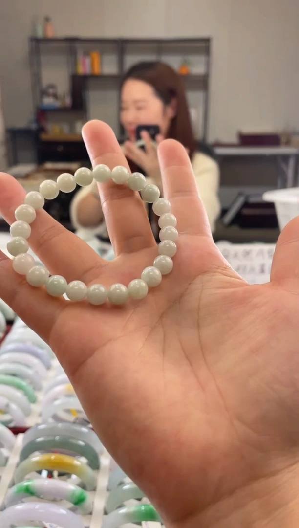 颈饰未镶嵌翡翠多样性发一