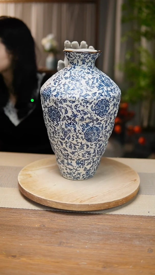 【闪购商品】陶瓷花器青花瓷缠枝莲高脚