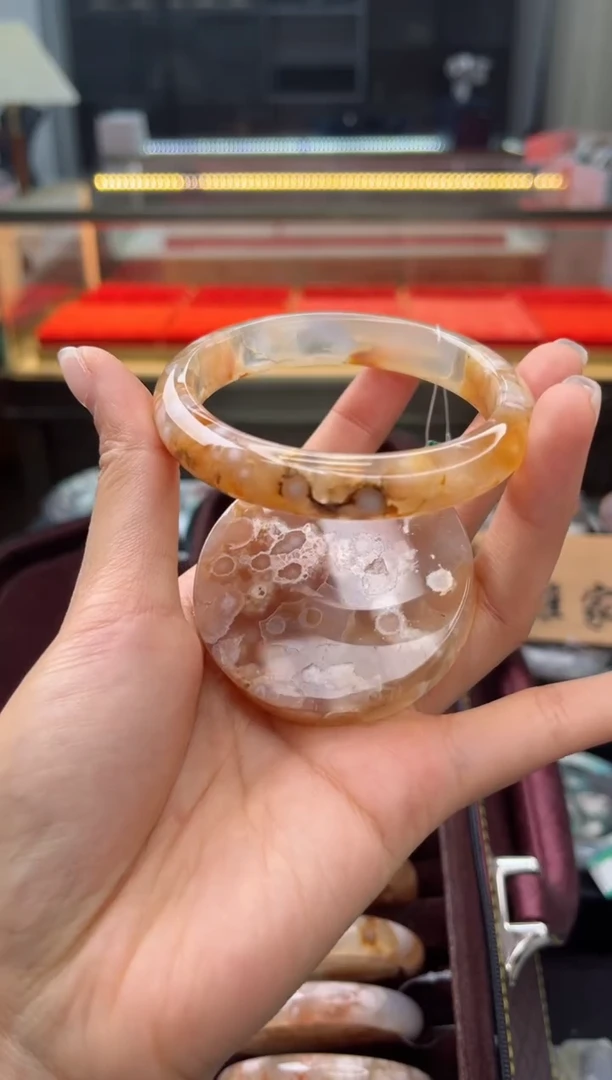 石英质玉手镯未镶嵌58圈口（赠送镯心）6863891