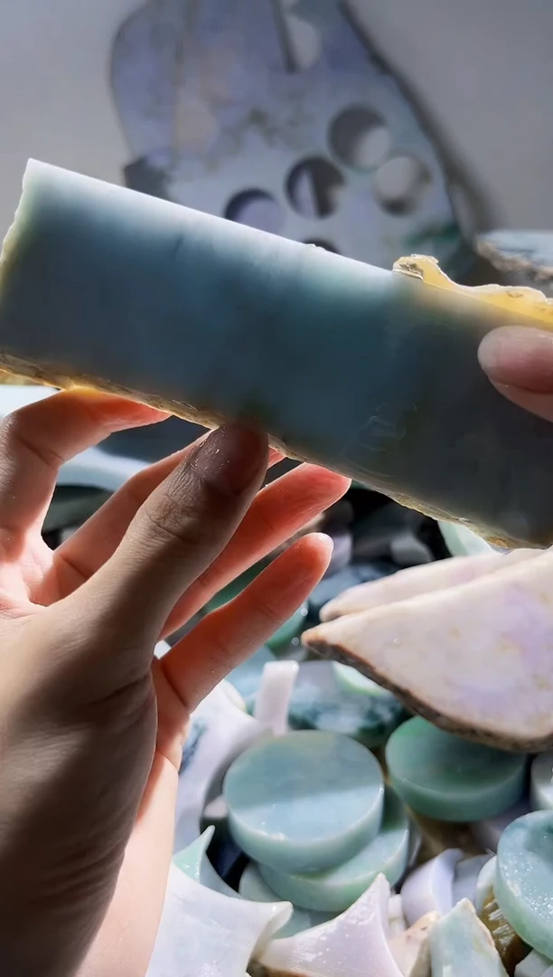 翡翠裸石 缅甸翡翠A货陈14