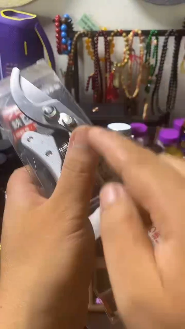 瓷片闪购商品 如图所示