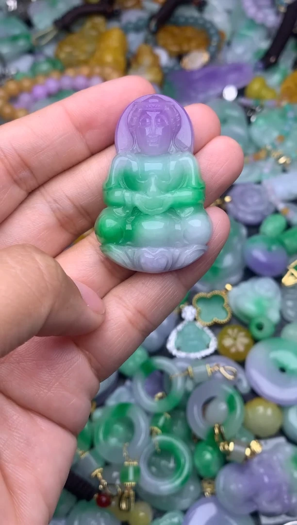 颈饰未镶嵌翡翠天然缅甸翡翠吊坠