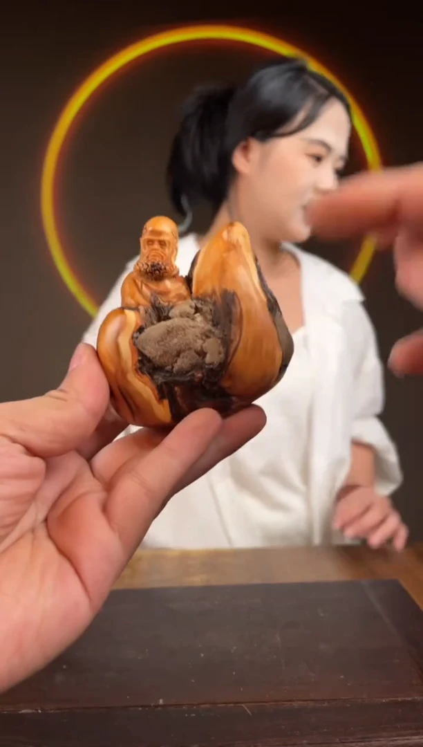 柏木（崖柏）手工摆件,先抢先得! 编号:282