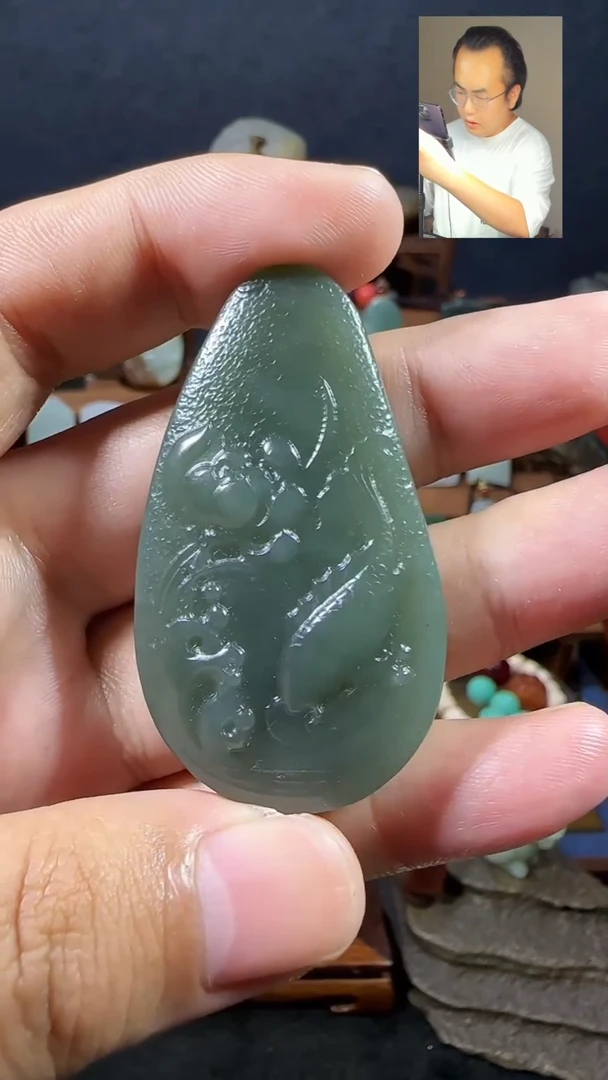 和田玉未镶嵌颈饰1