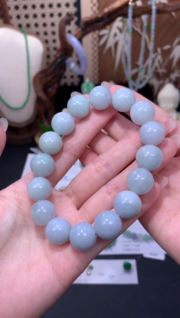 未镶嵌定制翡翠48小时鉴赏期 退货不扣服务费