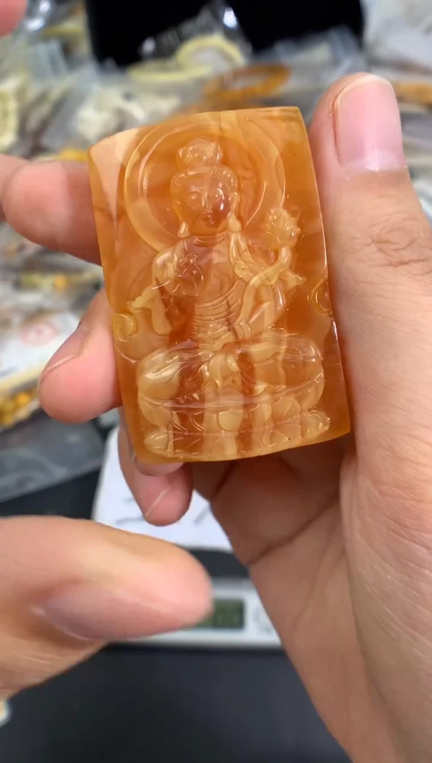 蜜蜡未镶嵌珠宝奇石1