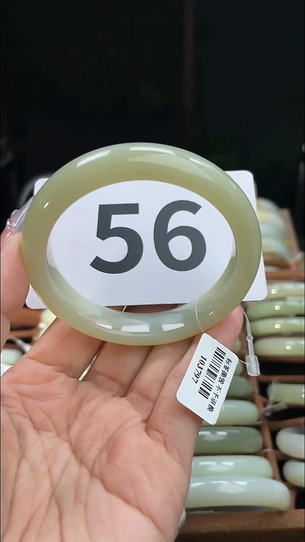 定制和田玉和田玉手镯