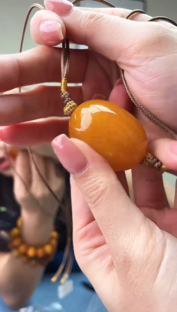 琥珀未镶嵌珠宝奇石T0假一罚十多样性发其一