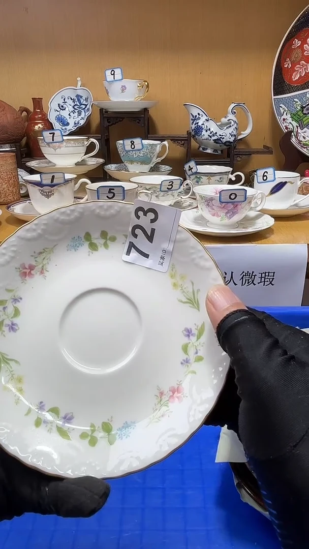 春***雪中古货品默认微瑕