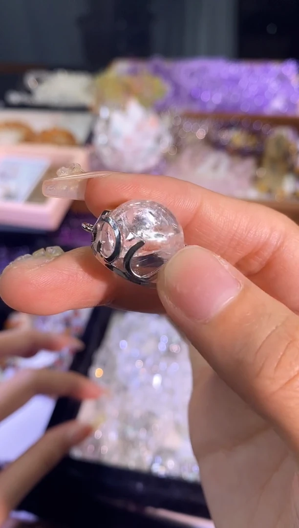 【闪购商品】水晶手链未镶嵌白阿赛17mm