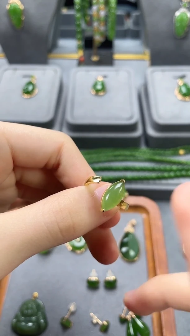 银S925镀金镶嵌戒指和田玉银S925镀金镶嵌 戒指 和田玉