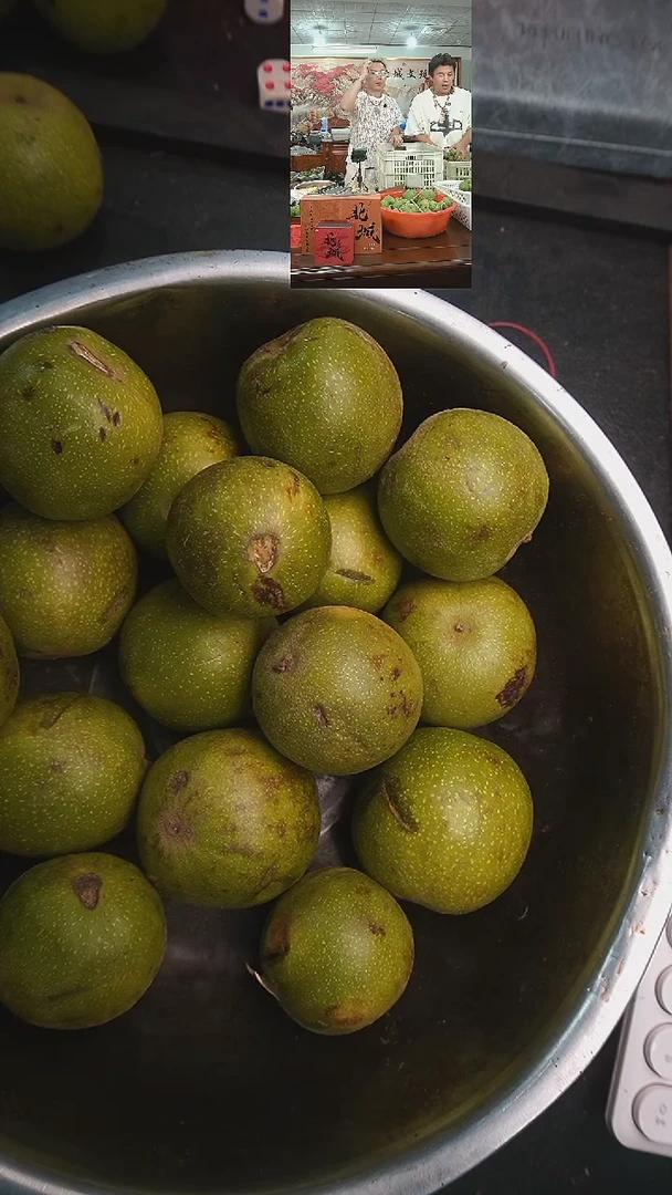 文玩核桃把件青皮盘山22个（售出不退不换）