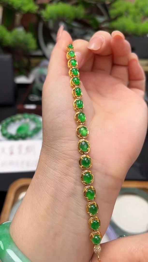 18K金镶嵌手链翡翠雨姐专属链接勿拍！！！！！！！