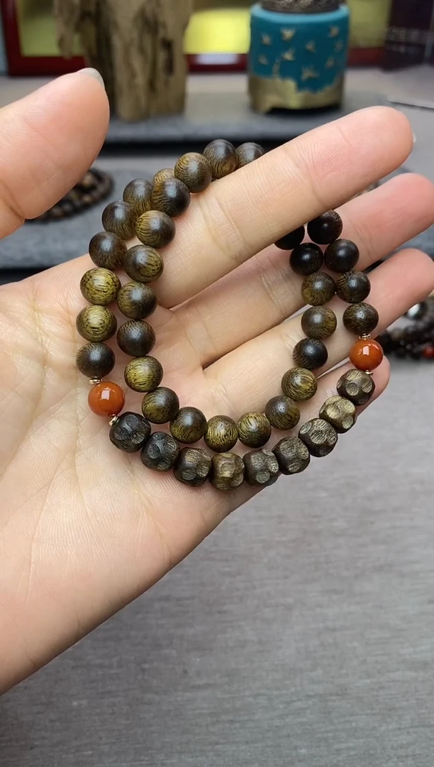 手串沉香木黄棋08＋白棋锤纹珠 沉水双圈