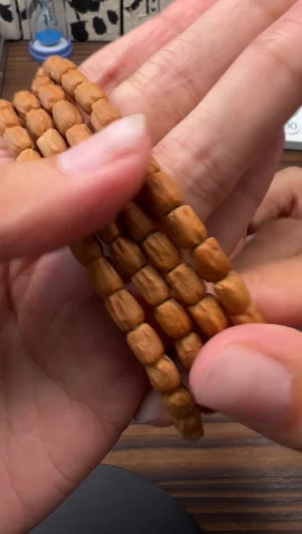 手串柏香籽/百香籽柏香籽/百香籽手串