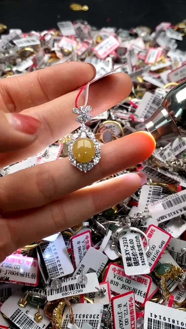 【闪购商品】翡翠戒指银S925镶嵌6666666    5