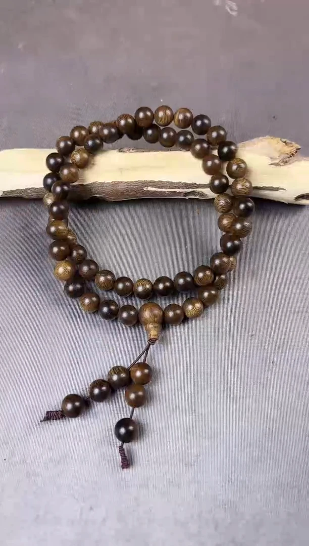 沉香沉香碎屑+香港昆仑梅格10手持圆珠沉42克+多样性发一