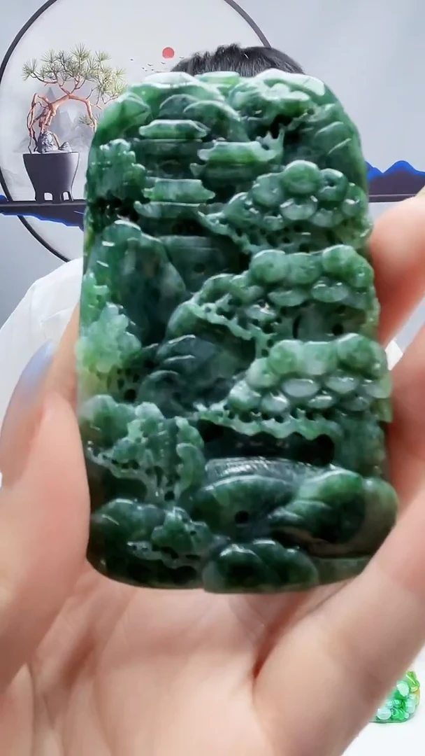 未镶嵌定制翡翠毛货挂件55