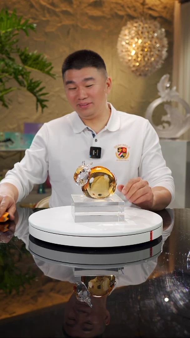 【闪购商品】瓷片福利琥珀牛摆件小号带底座