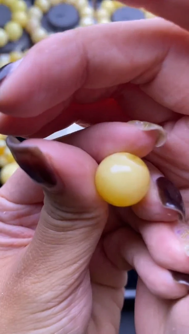 裸石琥珀未镶嵌大小姐珠宝86