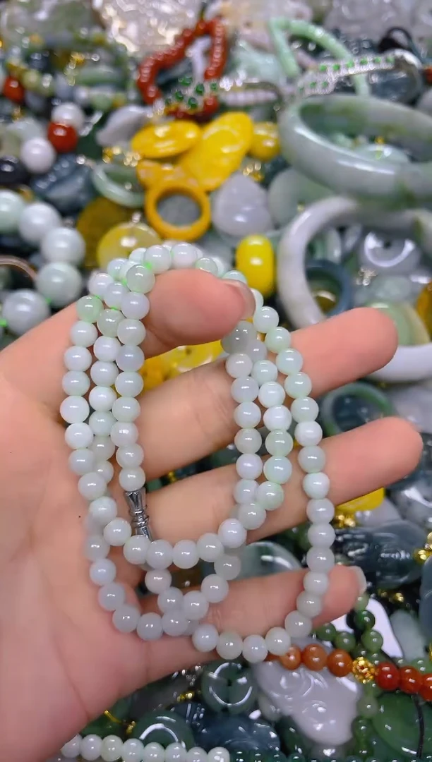 颈饰未镶嵌翡翠5MM/ T /翡翠A货，一件也是批发价
