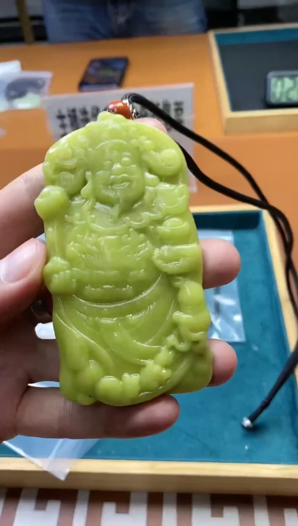 【闪购商品】蛇纹石玉其它未镶嵌多样性发货一个