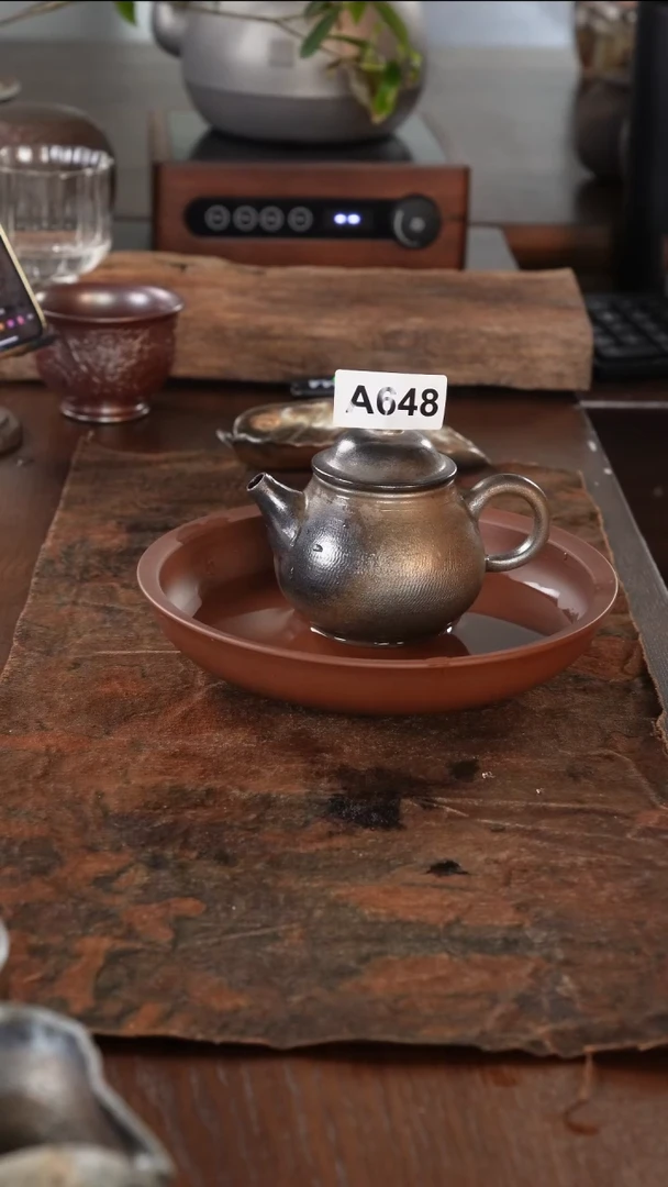 广西钦州坭兴陶纯手工纯柴烧壶135毫升