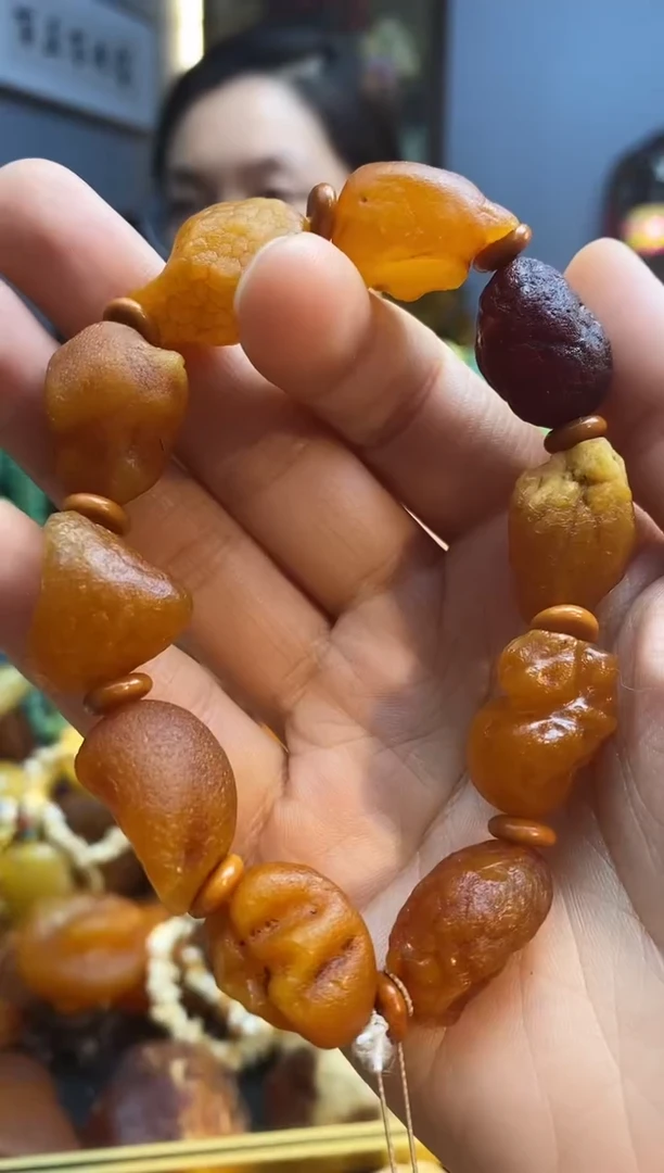 未镶嵌琥珀手串手串