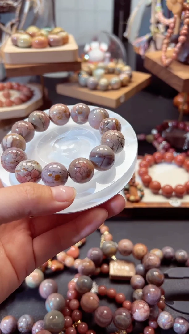 石英质玉手链未镶嵌30