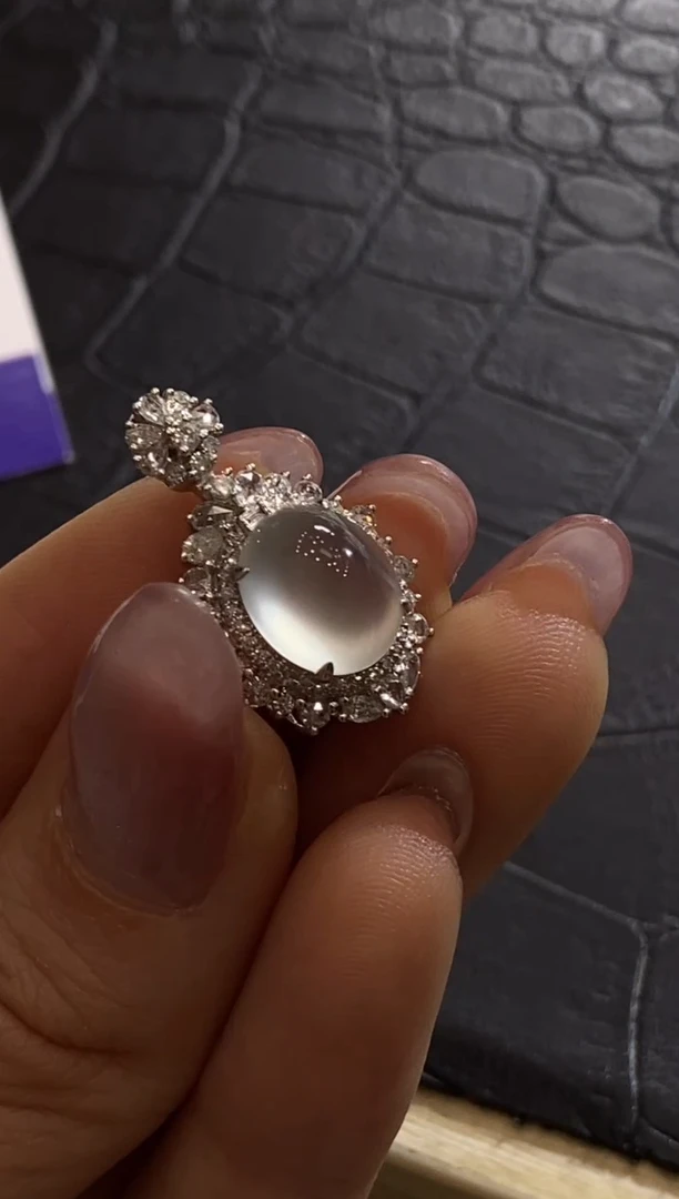 【闪购商品】翡翠颈饰18K金镶嵌收到货48小时鉴赏期（超时不退不换）