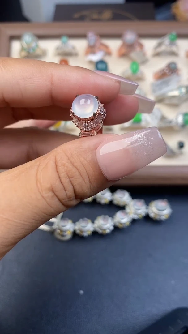 翡翠戒指未镶嵌4634634643