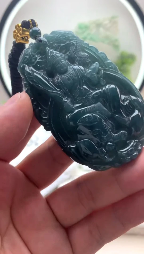 颈饰未镶嵌翡翠普贤