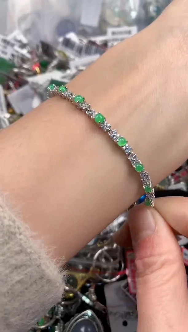 银S925镶嵌戒指翡翠3         7