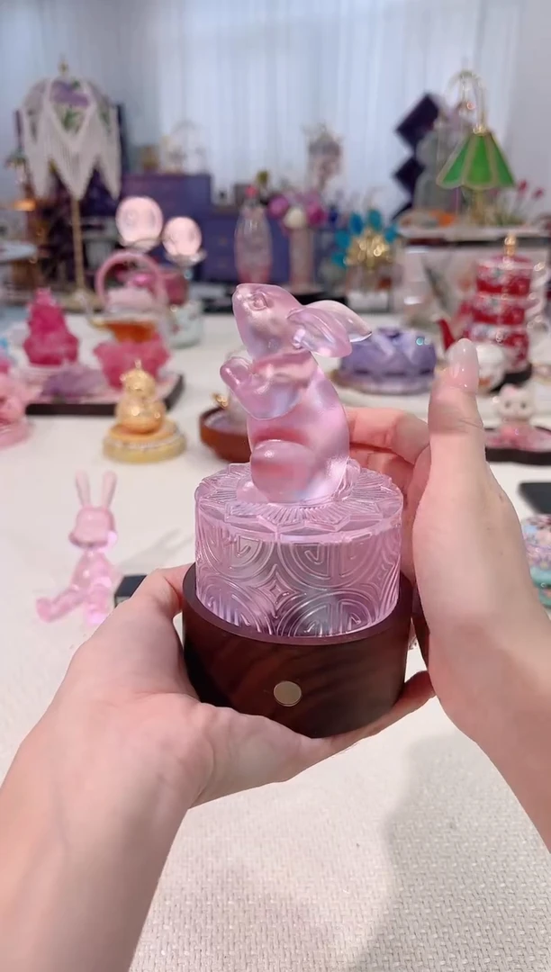 玉兔 古法琉璃香薰灯摆件