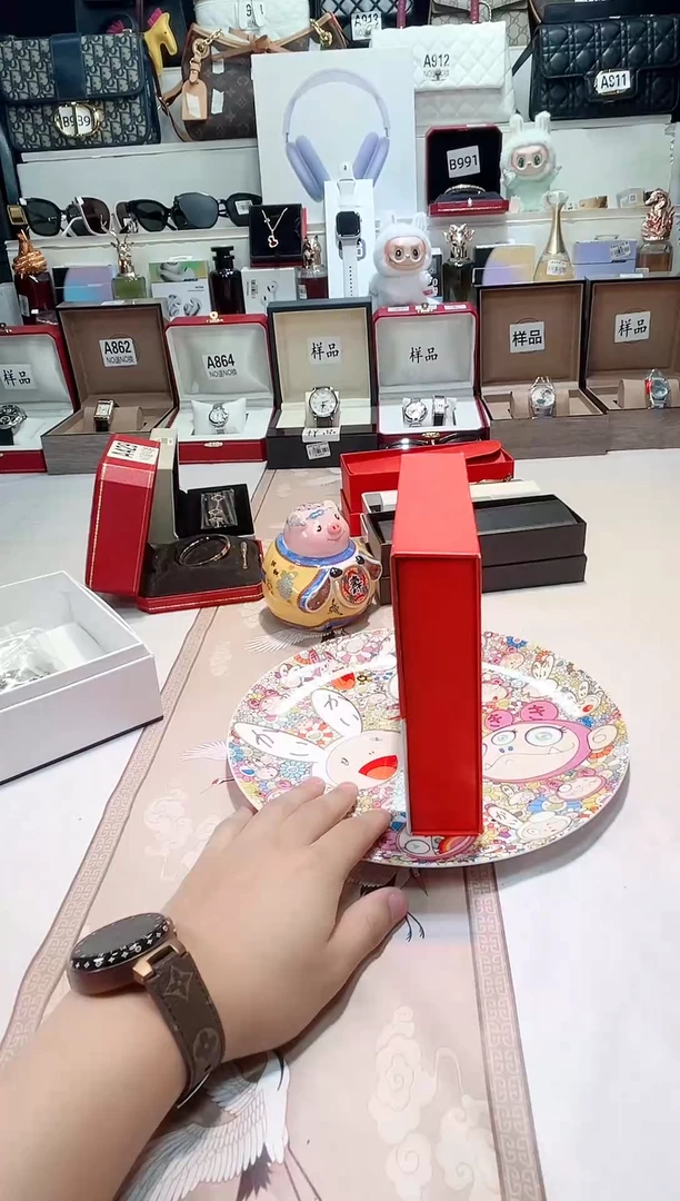 瓷片瓷器 库房到期 全部地板价@@1