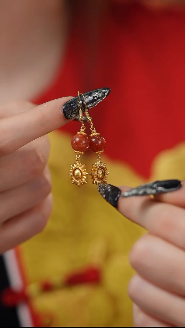 【闪购商品】日光石ER银S925镀金镶嵌E299S  金太阳耳挂