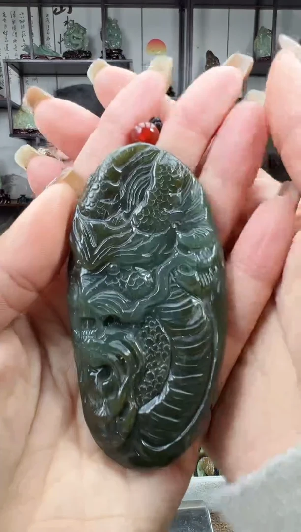 未镶嵌和田玉把件1