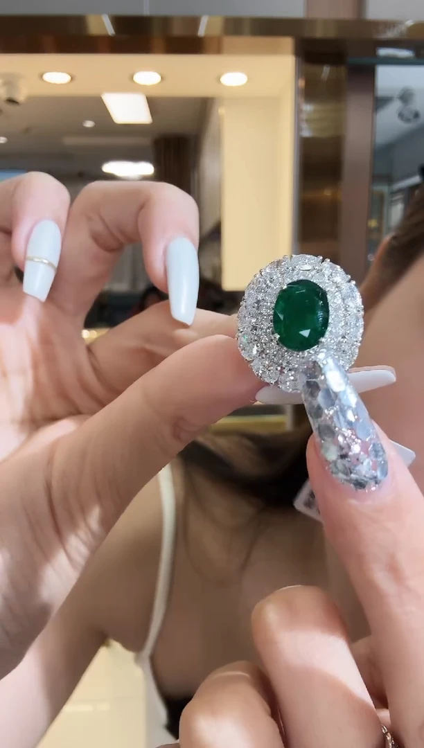 铂Pt950镶嵌戒指祖母绿2.64ct吉尔德