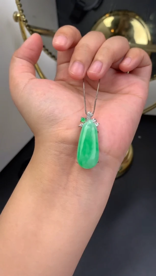 吊坠(不含链)银S925镶嵌翡翠银镶嵌翡翠吊坠