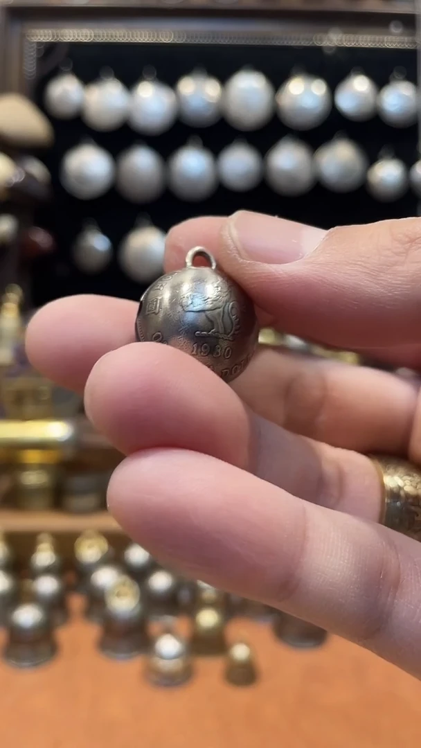 香港小一元铃铛